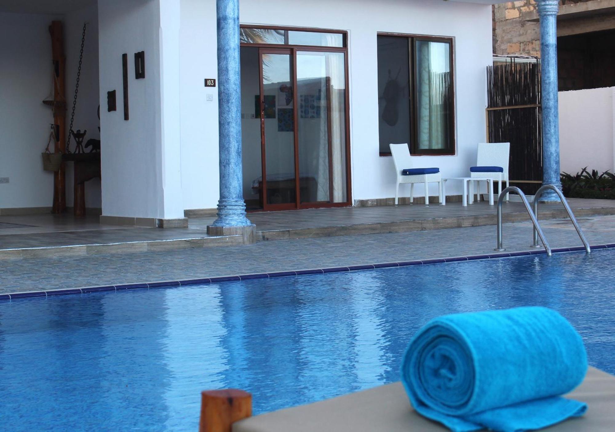 Bianco Azzurro Hotel & Restaurant Pwani Mchangani Exterior foto