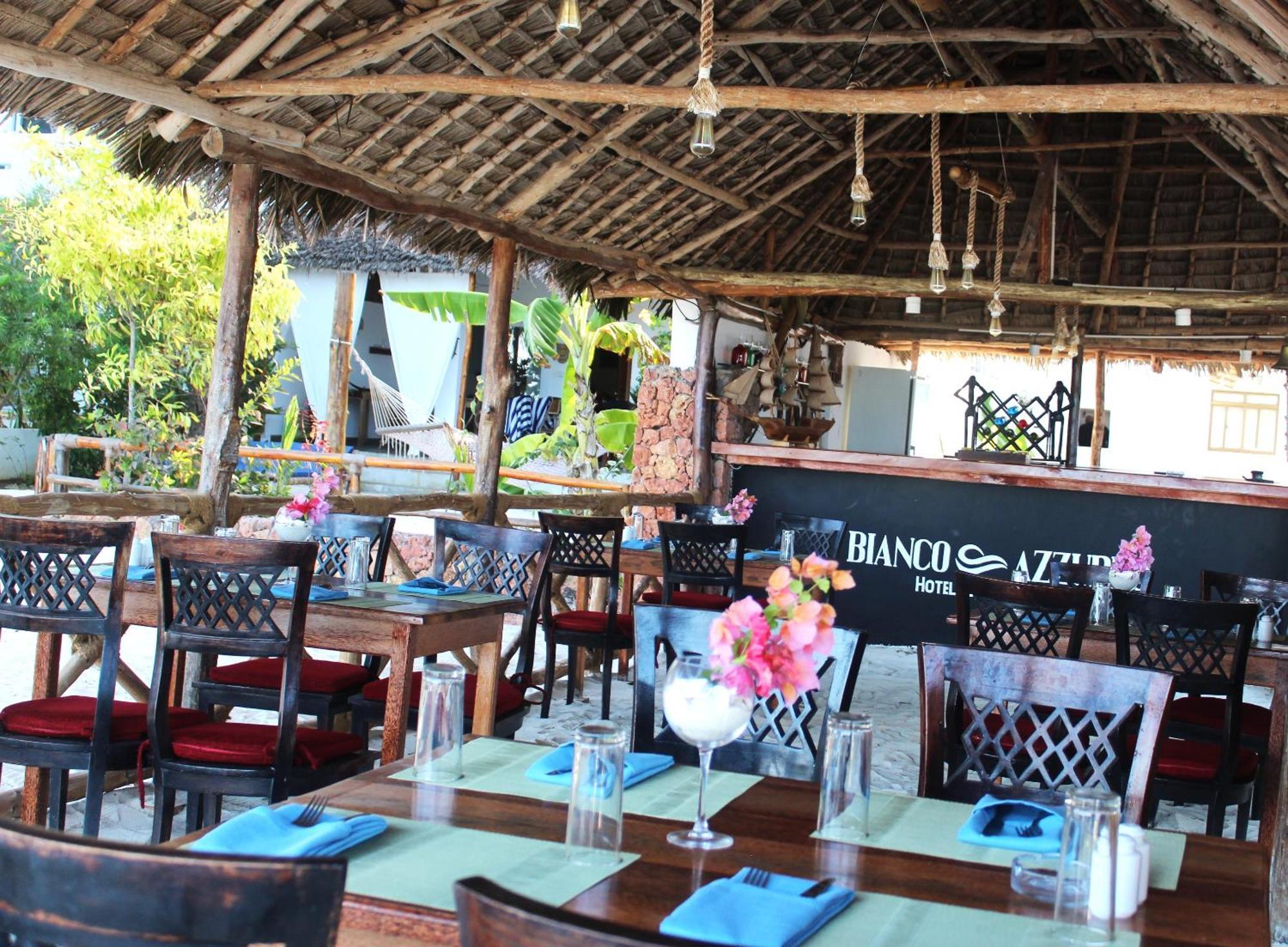 Bianco Azzurro Hotel & Restaurant Pwani Mchangani Exterior foto